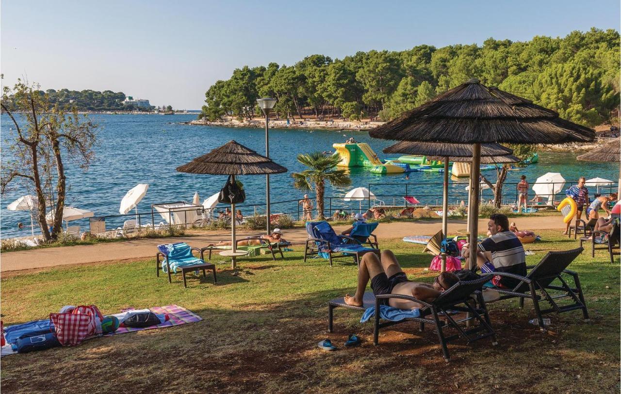 Pet Friendly Apartment In Porec With Wifi Εξωτερικό φωτογραφία
